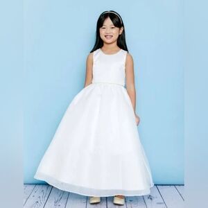 Rosebud White Dress with Pearl Accents